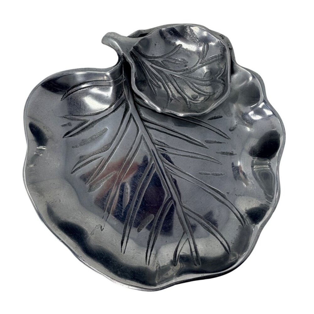 Vintage Aluminum Leaf Dish Decorative‎ Bowl Made in India 9.25”